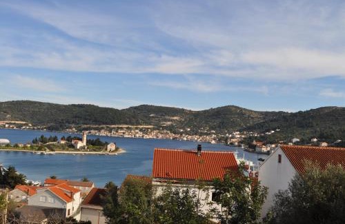 Cove Rogacic Apartment | Discover Comfort at Apartments Zora - Rated 8.7/10