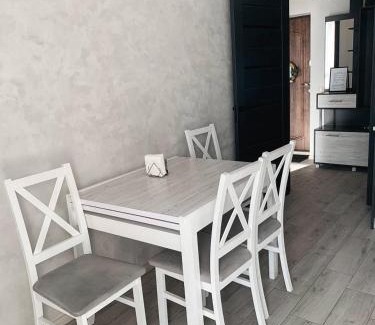Mukachevo Apartment | Family-Friendly Apartments Domovik with High Guest Ratings