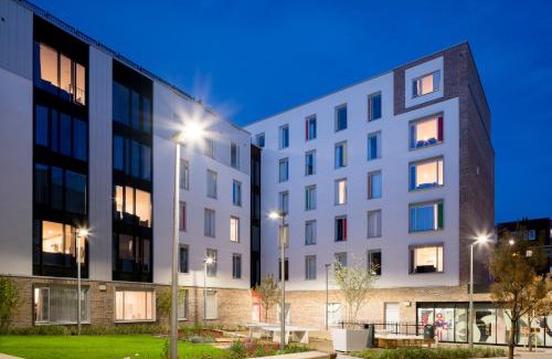 Broadstone Apartment | Stylish 3 Bedroom Apartments at Dorset Point, Dublin City