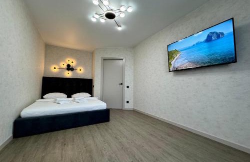Podil Apartment | Experience ApartPoltava: Historic Center with Family-Friendly Amenities