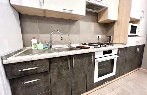 Svitlogirske Apartment | Pet-Friendly Studio in Modern ApartPoltava - Rated 10/10