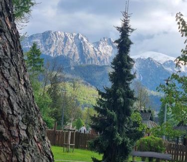 Zakopane Apartment | ApartSerwis Apartament Górska Chata