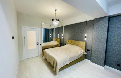 Riscani Apartment | Family-Friendly Stay at ApartsOasis with Wheelchair Access