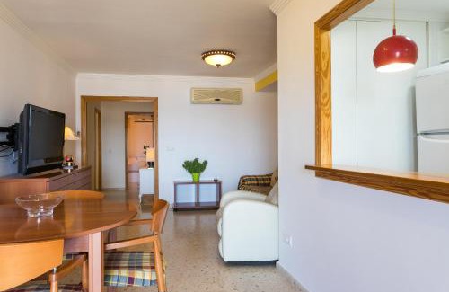 Port Saplaya Apartment | Oceanfront Retreat at ApartUP Saplaya Harbour, Rated 8.5/10