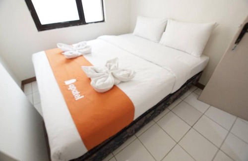 Tanjung Priok Apartment | Budget-Friendly Stay at Apatel Metro Sunter 185 with Pool