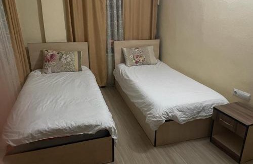 Kapuzbasi Hotel | Experience Comfort at Apaydın Hotel: Pet-Friendly & Poolside