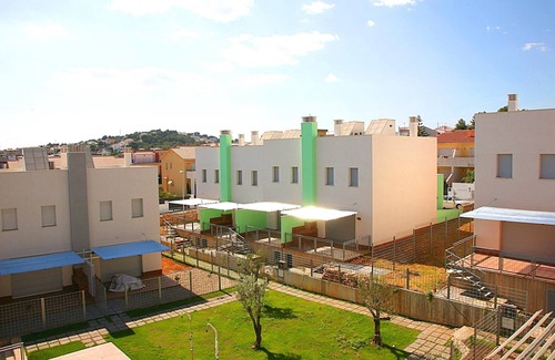 Creixell Apartment | APcostas Via Augusta: Family-Friendly Retreat with Pool
