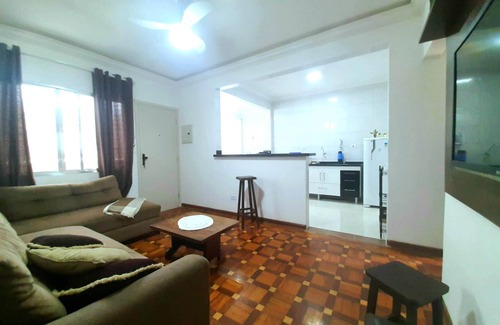 Vila Assuncao Apartment | Beachfront Apê: Embrace Serenity with Sea Views