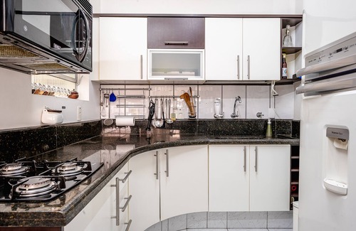 Liberdade Apartment | Family-Friendly Apartment with Parking and Pet Access