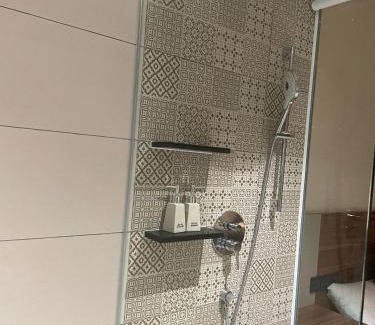 Tuy Hoa Apartment | Relax at Apec 5 Sao TP.Tuy Hòa - Beach & Pool Views