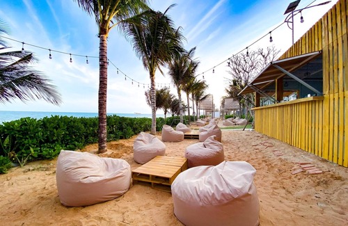 Ho Tram Apartment | Discover Apec Mandala View Bien: Oceanfront Bliss Awaits