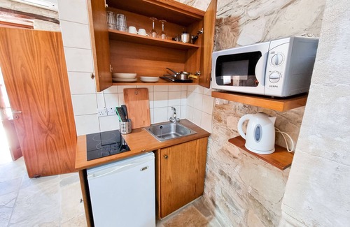 Skarinou Apartment | Delightful Aphrodite's Pool Retreat with Family-Friendly Amenities