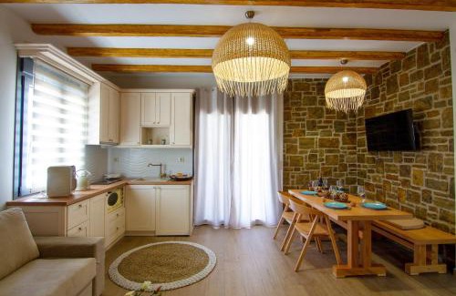 Moudros House | Oceanfront Aphrodite Stone Apartments with Private Beach Access