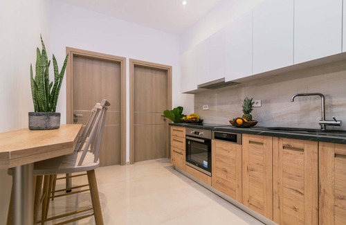Alykes Apartment | Relax at Aphrodite Studios: Oceanfront 2-Bedroom Suite