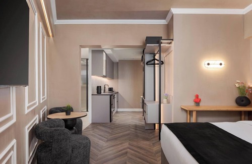 Athens City Centre Hotel | Aphrodite Suite by Acropolis Luxury Athens Suites