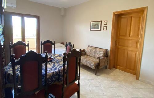 Ormos Panagias Apartment | Discover Aphrodites Gardens: Pet-Friendly Family Retreat