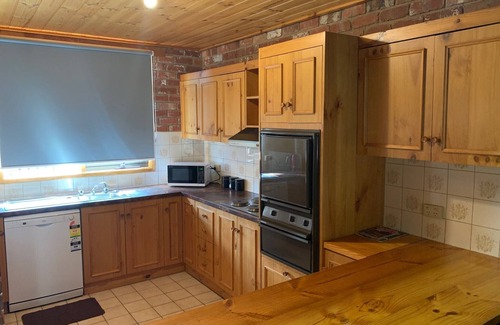 Moama Apartment | Family-Friendly Retreat at API 2 - 8 Berry Street Moama