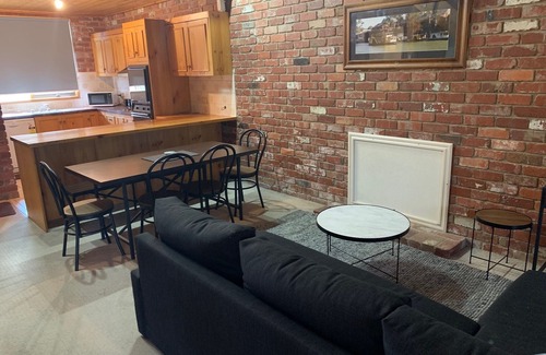 Moama Apartment | Family-Friendly Retreat at API 2 - 8 Berry Street Moama