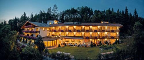 Soprabolzano Hotel | Experience APIPURA Hotel: Oceanfront Bliss with Spa Access