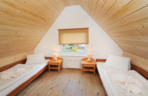 Velky Slavkov Resort | Experience APLEND Chaty Tatry Holiday with Pool & Ocean View