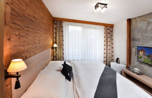 Tatranska Lomnica Hotel | Experience APLEND Hotel Kukučka: 4-Star Comfort Awaits