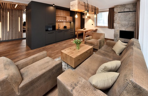 Strbske Pleso Apartment | Relax at APLEND Hotel Ovruč - 4-Star with Spa & Dining