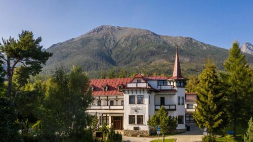 Stary Smokovec Hotel | Experience Villa Dr Szontagh: Pool, Spa & Top-Rated Stay