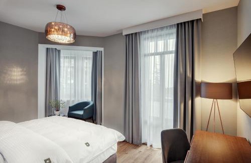 Stary Smokovec Hotel | Experience Villa Dr Szontagh: Pool, Spa & Top-Rated Stay