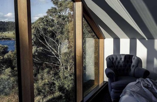 Apollo Bay House | Family-Friendly Apollo Bay House with Delicious Breakfast