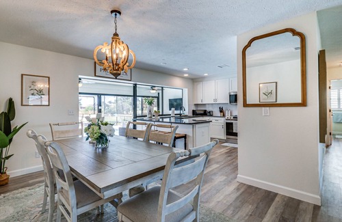 Apollo Beach House | Relaxing Apollo Beach Oasis with Heated Pool & Ocean Views