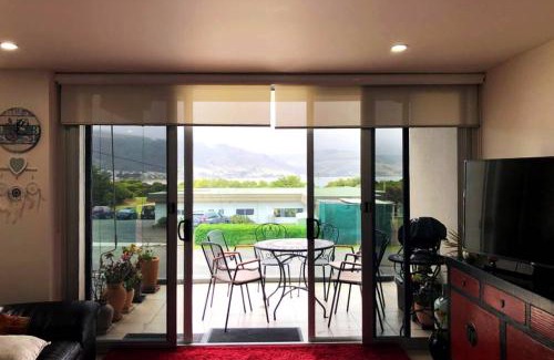 Apollo Bay Apartment | Beautiful Apollo Blue Pearl - Oceanfront & Free Wifi