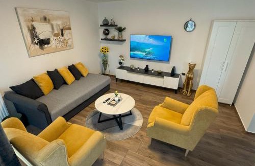 Osijek Apartment | APOLLO - Center - Self check in - free parking