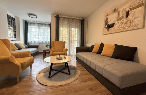 Osijek Apartment | APOLLO - Center - Self check in - free parking