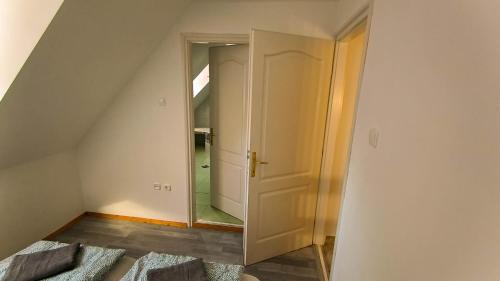 Bogacs House | Unforgettable Oceanfront Stay at Apollo Vendégház