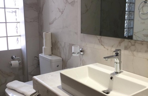 Korithion Hotel | Apollon Filoxenia: Guest Rated 9/10 with Family-Friendly Amenities