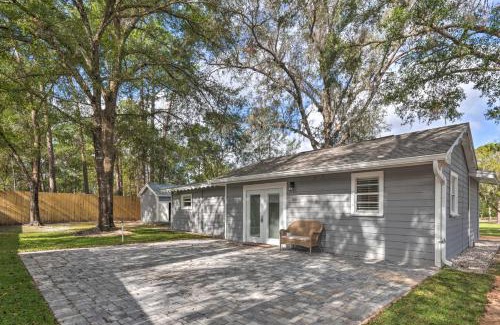 Plymouth House | Pet-Friendly Apopka Getaway with Yard and Covered Patio