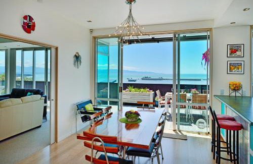 Nelson Apartment | Exceptional Aporo Nelson Holiday Home - 4-Star Family Retreat