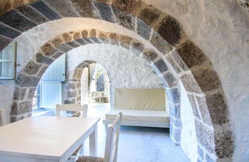 Nisyros Apartment | Experience Authenticity at Apostrophe Traditional Residence