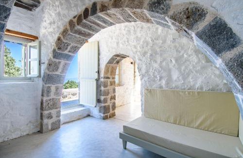 Nisyros Apartment | Experience Authenticity at Apostrophe Traditional Residence