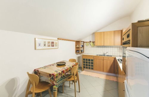 Vasto House | Villa Osca: Oceanfront Escape with Private Pool & Sea Views