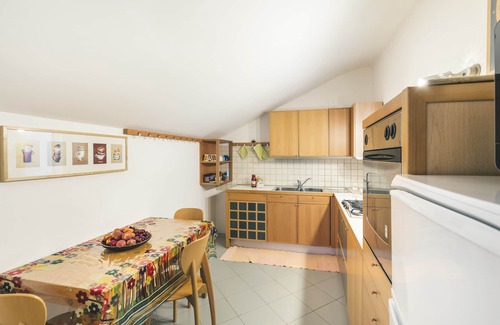 Vasto House | Villa Osca: Oceanfront Escape with Private Pool & Sea Views
