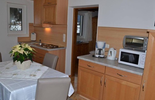 Faistenau Bed & Breakfast | Inviting App. 2 - Apartments Alpenblick with Breakfast & Kitchen