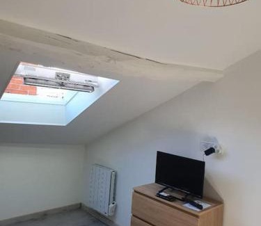 Limoges Apartment | Bright and Welcoming 2-Bedroom Apartment for Families