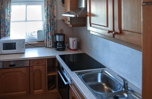 Faistenau Bed & Breakfast | Cozy Apartments Alpenblick: Family-Friendly & Breakfast Included