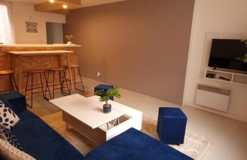 Evreux Apartment | Pet-Friendly T3 App 4 in Heart of the City - Close to Station