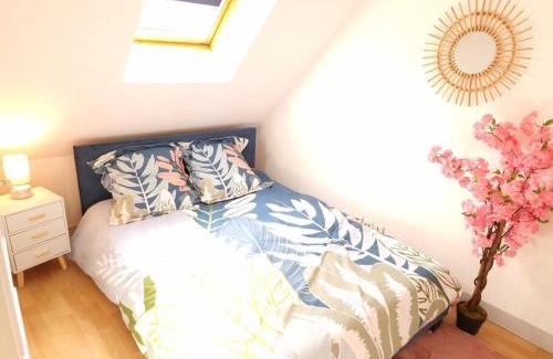 Evreux Apartment | Cozy App 5 - T3 Hyper Centre: Pet Friendly & Close to Gare