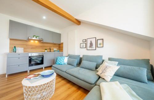 Dranske Apartment | Oceanfront Retreat: App 8o - Relaxing Days by the Sea