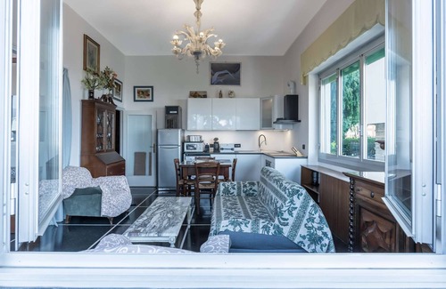 Albaro Apartment | ```html
Oceanfront APP A+B Apartment SKipper Genova with Breakfast
```
