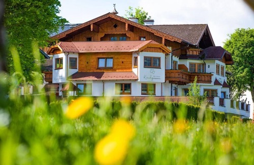 Ramsau am Dachstein Apartment | Explore App. A Rötelstein: Family-Friendly Retreat