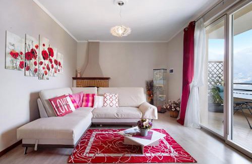 Lezzeno House | Inviting App Al Signorino on Lake Bellagio – 4-Star Comfort